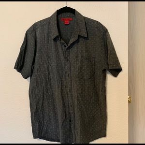 Montage Gray on Black Button Up sz L